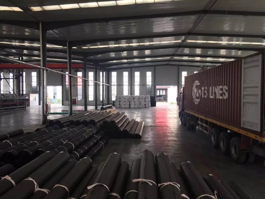 Resistência à tração ≥15 MPa Índice de oxigénio ≥30% HDPE Geomembrane Liner para soluções de impermeabilização duradouras