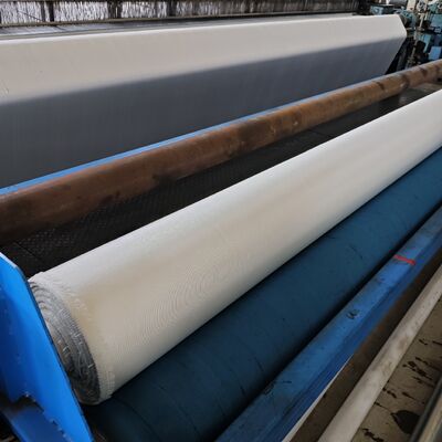 Tecido geotextil tecido industrial concebido para prevenir a erosão do solo e o deslocamento de agregados em aplicações de infraestrutura