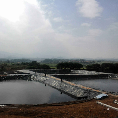 Forro impermeável da geomembrana do HDPE da barreira para lagoas industriais do produto químico e das águas residuais