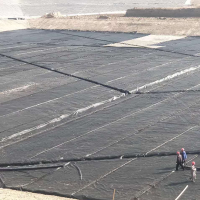 Forro impermeável da geomembrana do HDPE da barreira para lagoas industriais do produto químico e das águas residuais