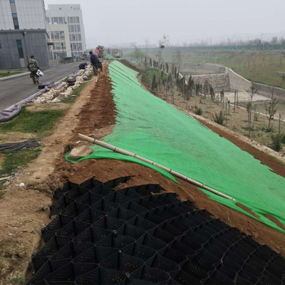 A estabilização verde preta do cascalho de Geocell do HDPE perfurou