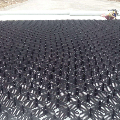 A estabilização verde preta do cascalho de Geocell do HDPE perfurou
